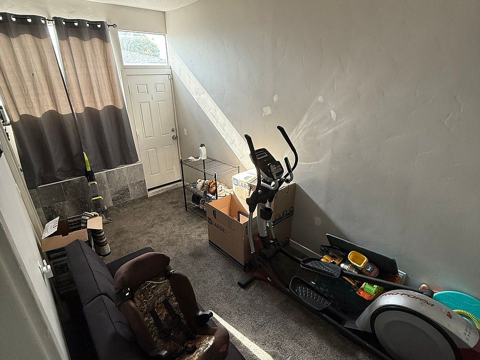 Entry way/mud room