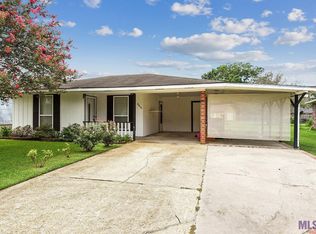 8834 Asphodel St, Denham Springs, LA 70726