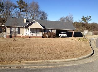 97 Cahaba Ln, Oxford, AL 36203