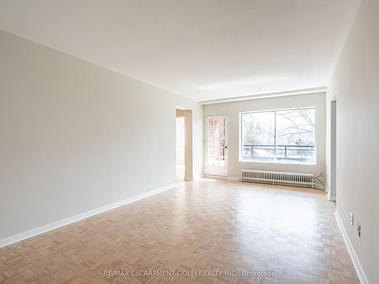 2433 1st St #9 — Photo 26