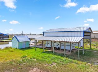 14507 Chimaera Rd, Bay City, TX 77414