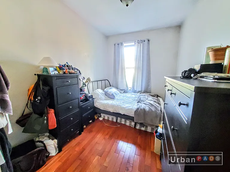 766 Franklin Ave #1 — Photo 5