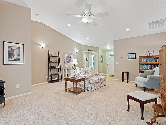 4th image of 5345 Palisades Dr