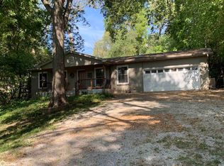 1710 Lucas Ave, Burlington, IA 52601