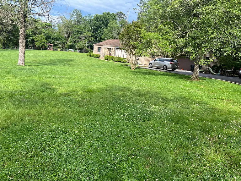 3837 Pritchett Ln — Photo 3