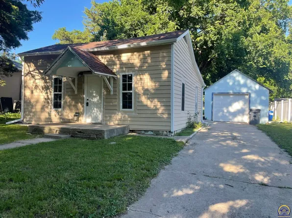 106 Market St, Emporia, KS 66801