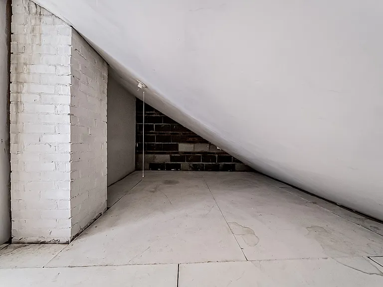 24111 Edgehill Dr — Photo 32