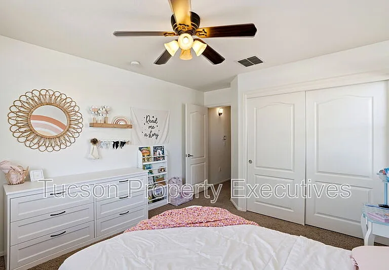 11655 W Stone Hearth St — Photo 32