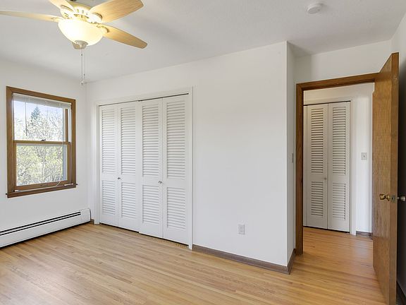 3rd image of 2760 Xerxes Ave S APT 203