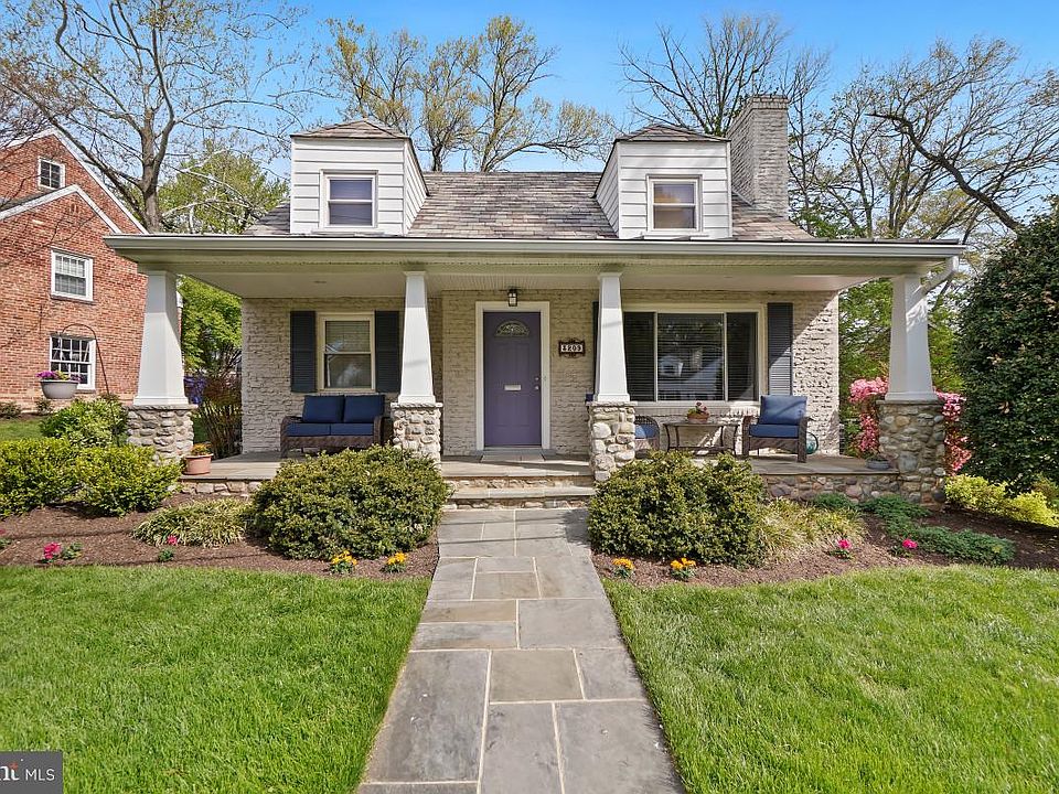 1st image of 3209 Cummings Ln