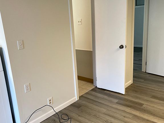 5th image of 4134 S M St #3