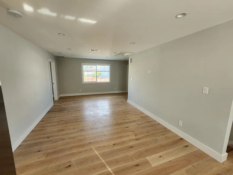 288 Valley St — Photo 3