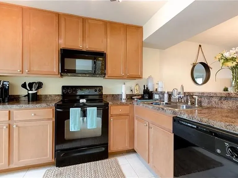 3074 Plaza Terrace Dr #3074 — Photo 4