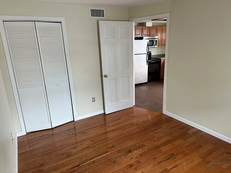131 Mill St #1 — Photo 9