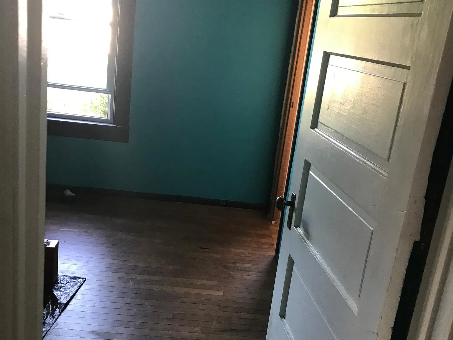 3 bed, 1200 sqft, $1,300 — Photo 4