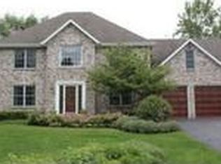 4523 Bittersweet Ln, Cedarburg, WI 53012