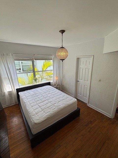 Bedroom with bathroom and large closet