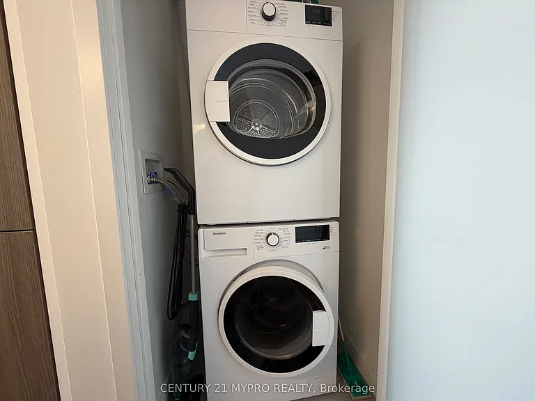 15 Holmes Ave #3106 — Photo 9