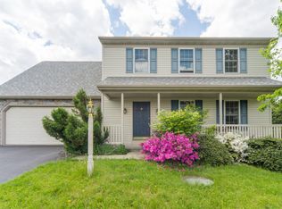 20 Fox Run Ter, Lititz, PA 17543