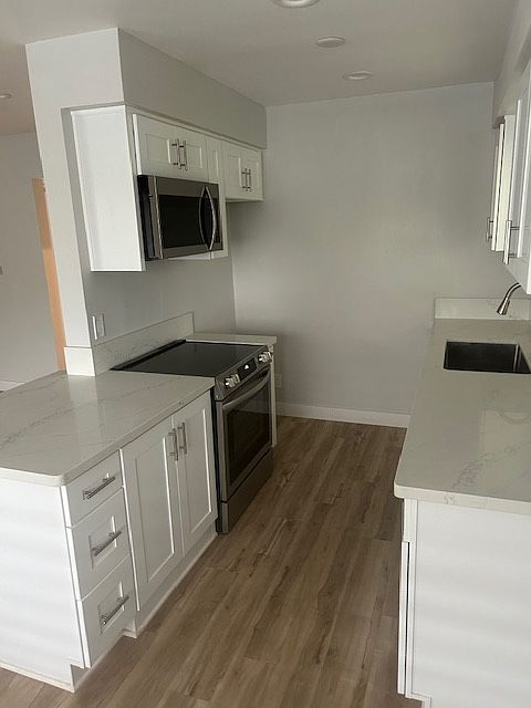 Kitchen- newly redone