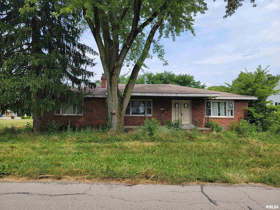 2nd image of 3440 S Douglas Ave