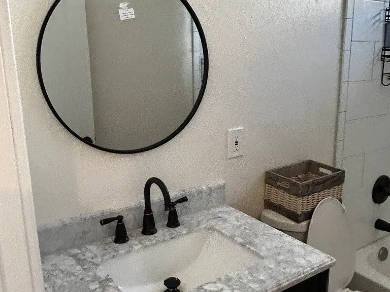 1104 Riverview Dr #3 — Photo 8