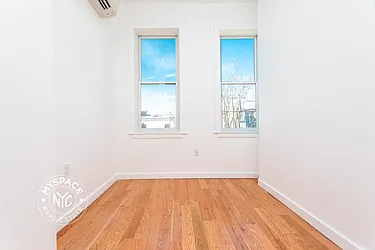 Rented by MySpaceNYC