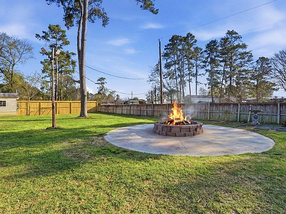 3rd image of 19402 Pine Lock Ln