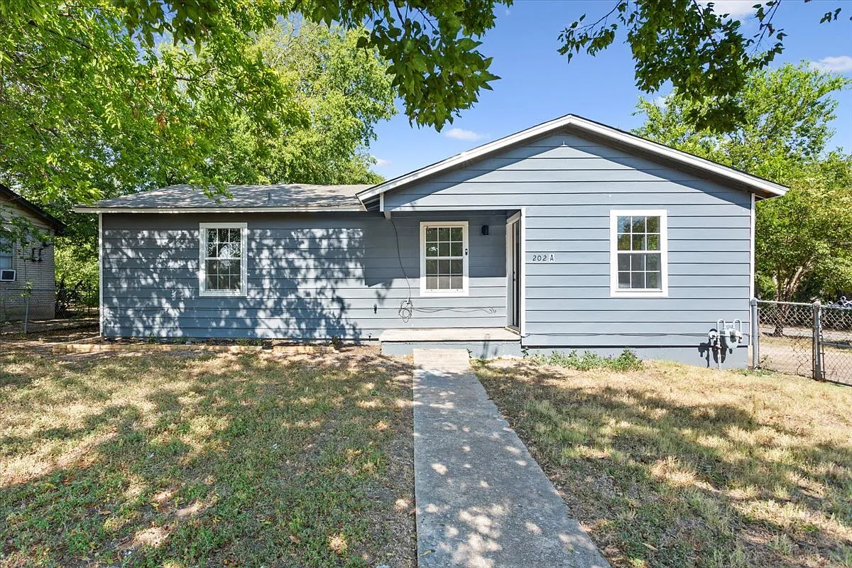 202 Marston Avenue - 2 — Photo 1