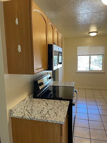 Nob Hill - 2nd Floor 1 Bed Apartment 1 Block to Morningside Park Photo 1