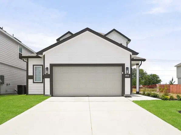 1943 Olivia Dr, New Braunfels, TX 78130