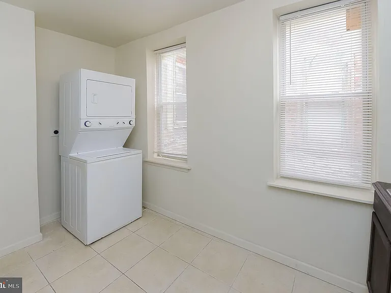 3733 N 15th St #2 — Photo 11