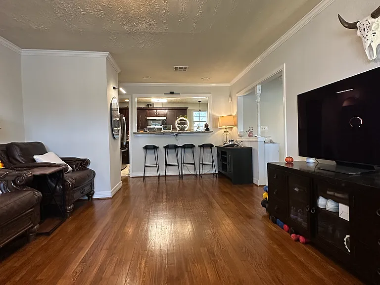 1803 Du Barry Ln — Photo 24