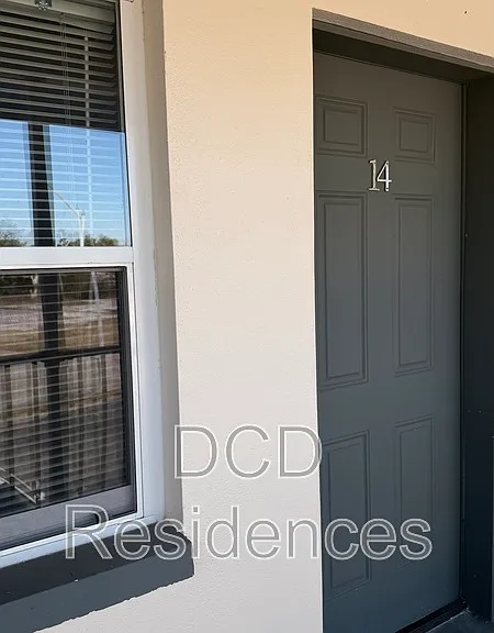 612 Sally Ln #14 — Photo 4