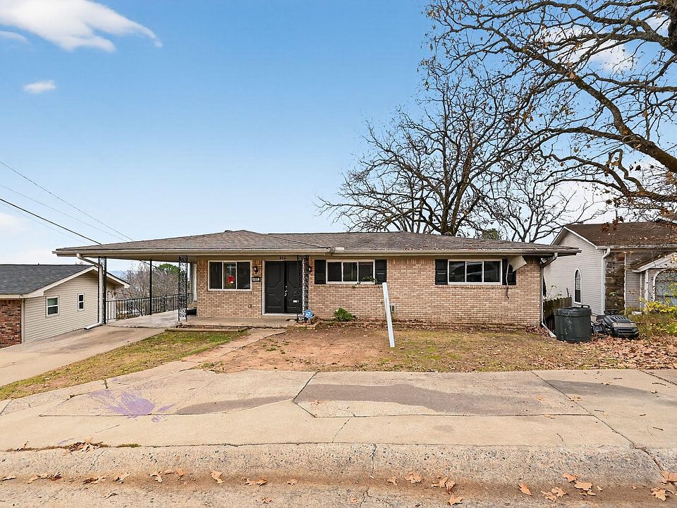 1st image of 404 Sierra Madre Dr