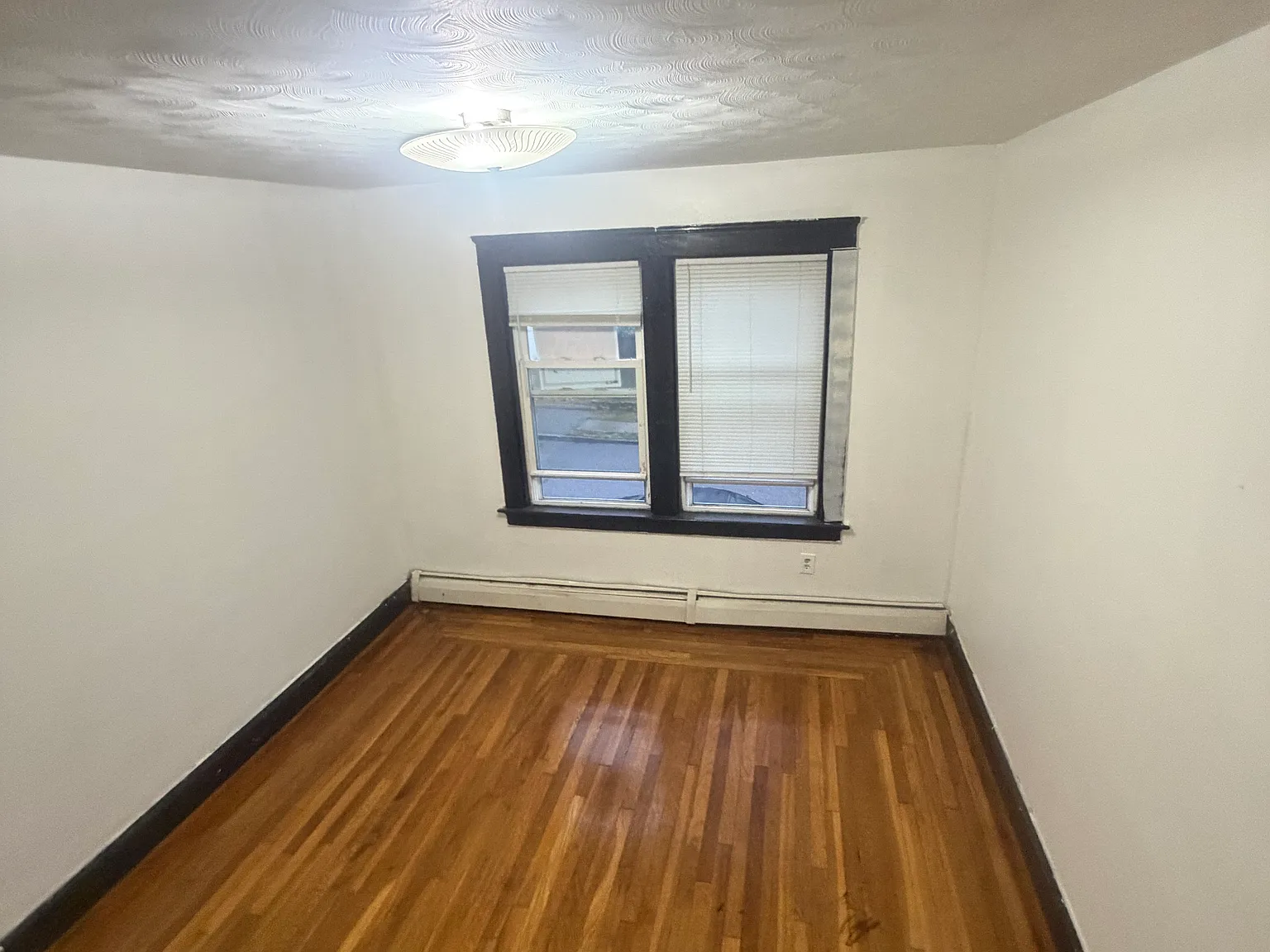 3 bed, 1200 sqft, $21,000 — Photo 4