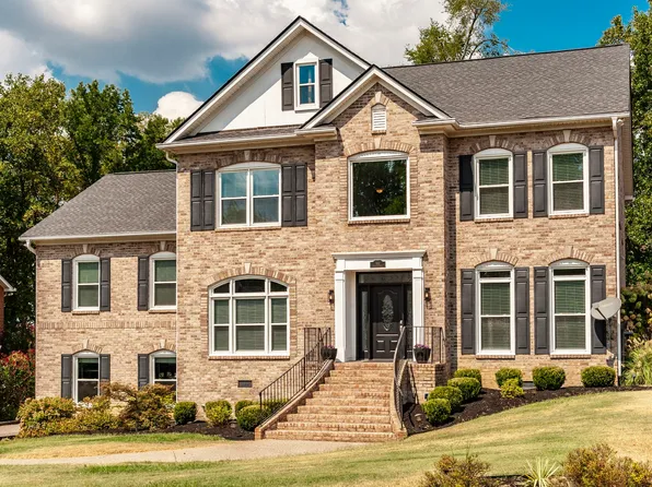 102 Fairlake Ct, Hendersonville, TN 37075