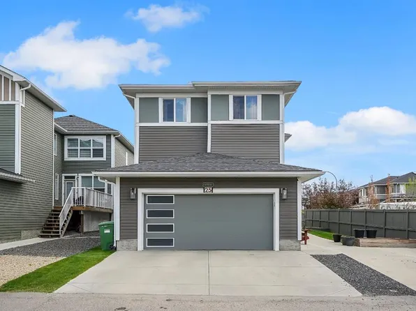 25 W Redstone Path NE, Calgary, AB T3N 0K2