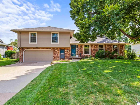 12231 Cuming St, Omaha, NE 68154