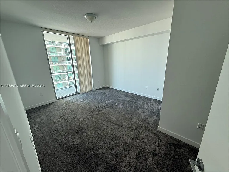 79 SW 12th St #2709 — Photo 2
