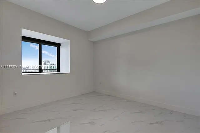 700 NE 24th St #4106 — Photo 9