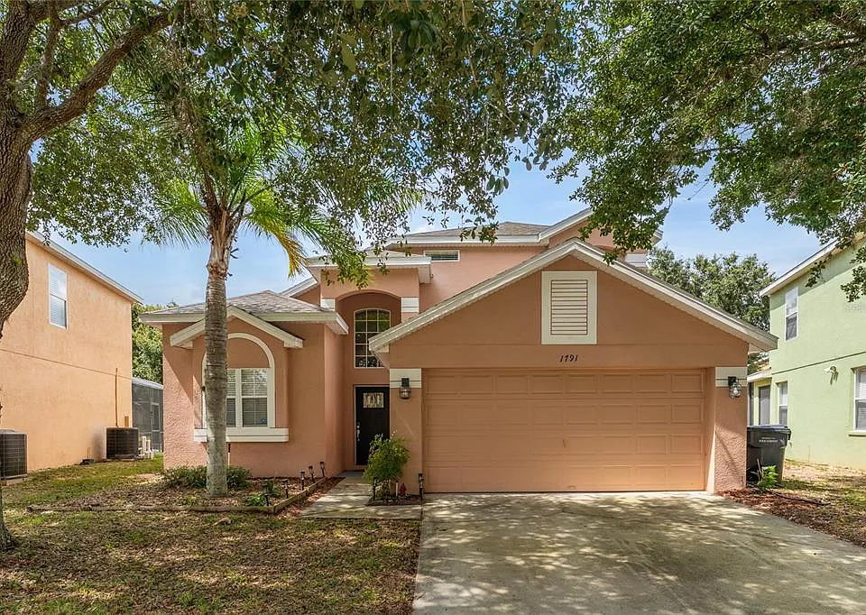 1791 Royal Ridge Dr