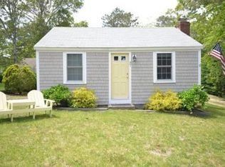 37 Beach Hills Rd, Dennis Port, MA 02639