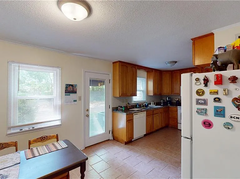 4355 Stein Ave #C — Photo 7