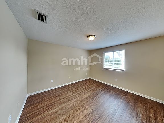 5th image of 13025 Waterbourne Dr