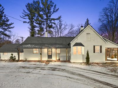 8658 Marsh Rd, Clay, MI, 48001