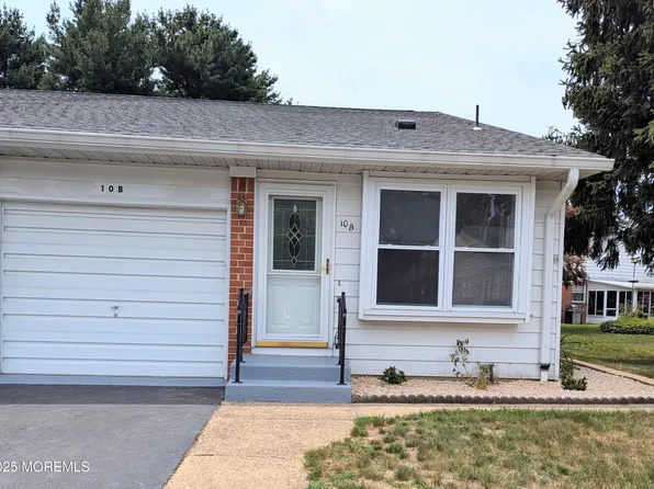 10B Independence Parkway, Whiting, NJ 08759