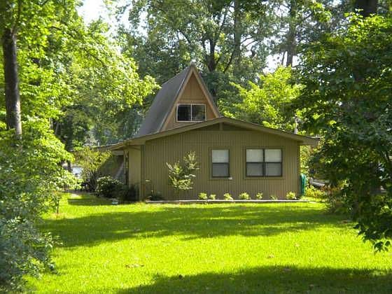 2nd image of 1500 Treasure Isle Rd