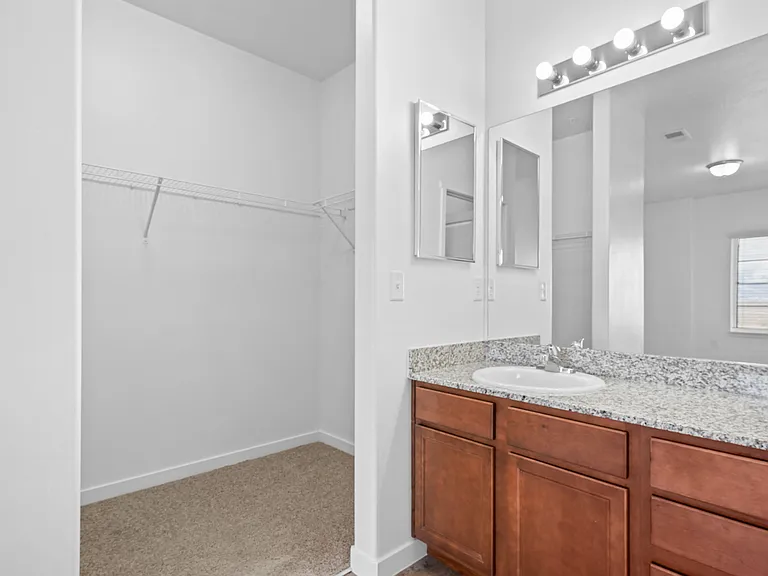 Outlook Apartments — Photo 59