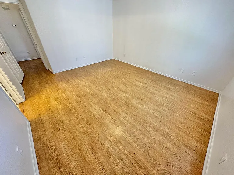 1396 Dragon Rock Dr — Photo 13